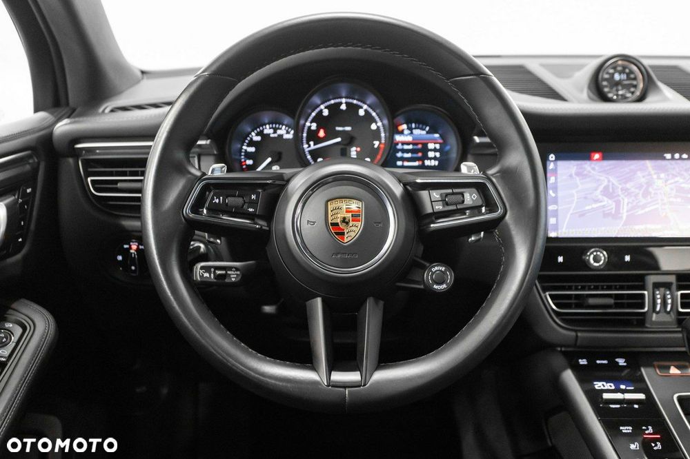 Porsche Macan - 21