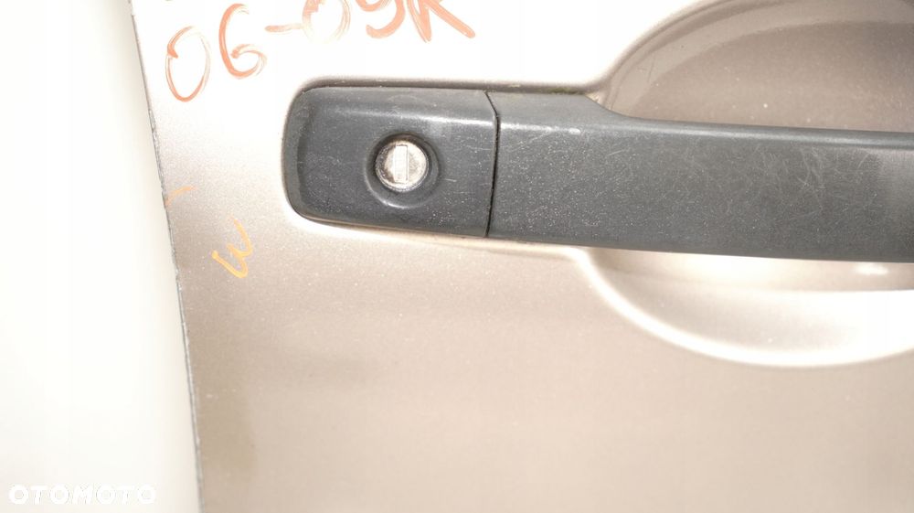 DRZWI PRAWY PRZÓD NISSAN QASHQAI J10 06-09R C30 - 12