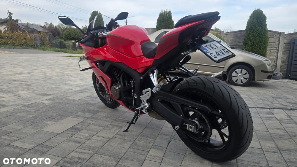 QJMOTOR SRK 800RR - 4