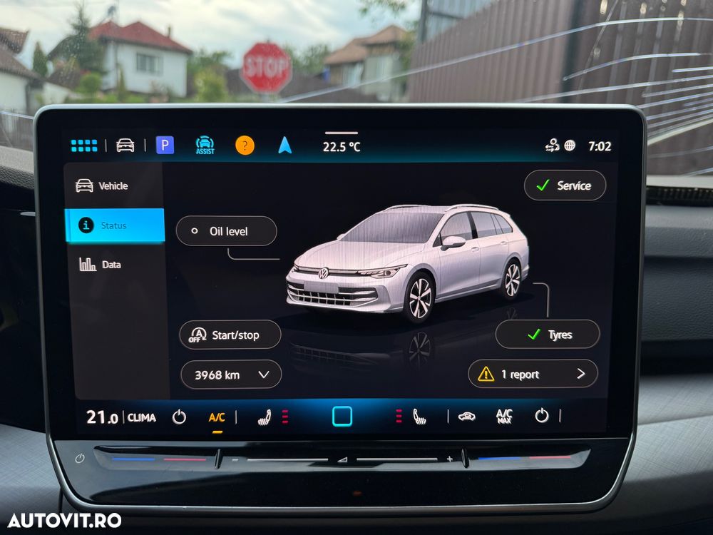 Volkswagen Golf 1.5 eTSI DSG MHEV Advanced - 23