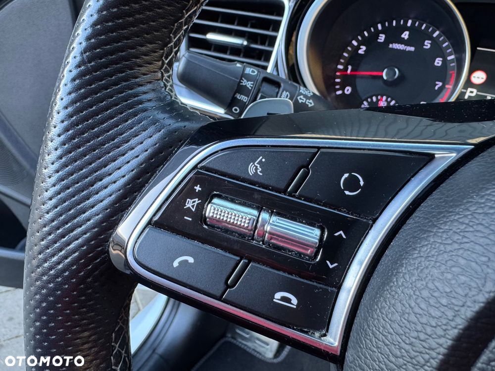 Kia Ceed 1.4 T-GDI DCT OPF GT Line - 29