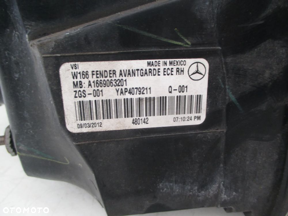 MERCEDES BENZ ML W166 LAMPA TYLNA TYŁ PRAWA A1669063201 - 3