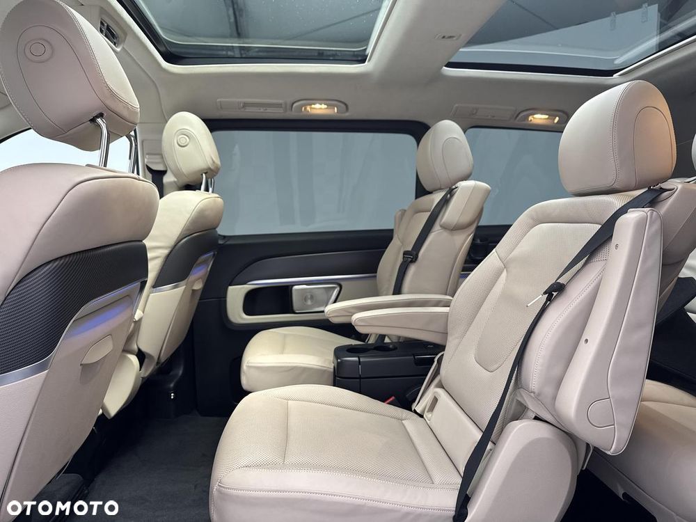 Mercedes-Benz Klasa V 300 d 4-Matic 9G-Tronic Exclusive (d³ugi) - 23