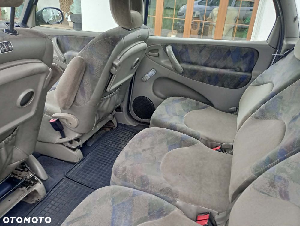 Citroën Xsara Picasso - 9