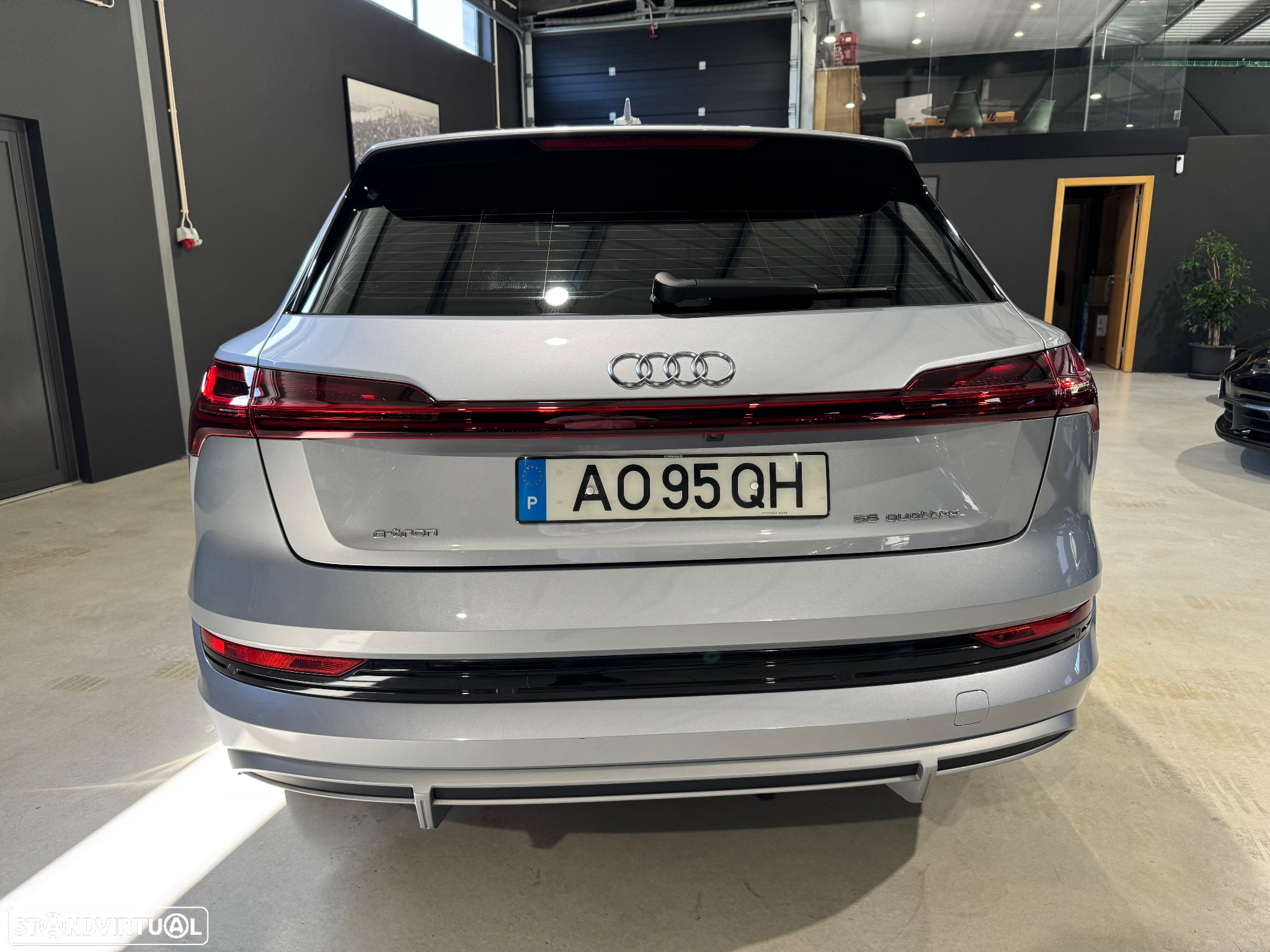 Audi e-tron 55 quattro S line - 6