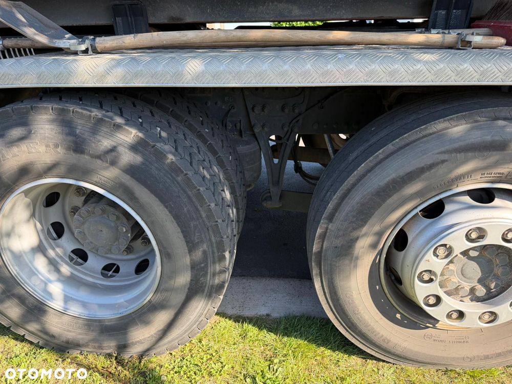 Mercedes-Benz Actros  2532 - 8