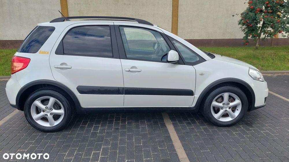 Suzuki SX4 1.6 VVT 4x2 Comfort Dance - 7