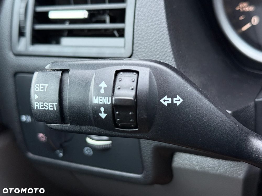 Ford Kuga 2.0 TDCi 4x4 Individual - 36