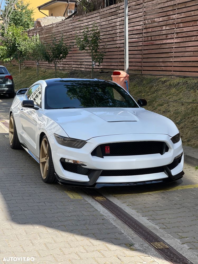 Ford Mustang 2.3 Eco Boost Aut. - 1