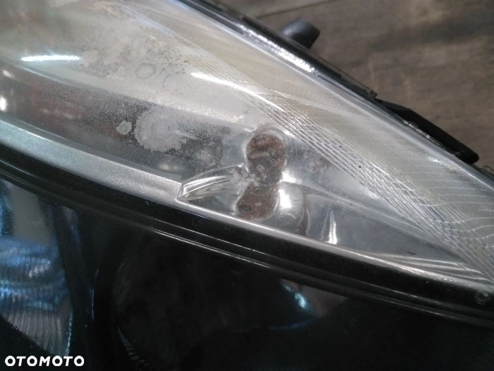 lampy przednie renault clio IV 4 - 7