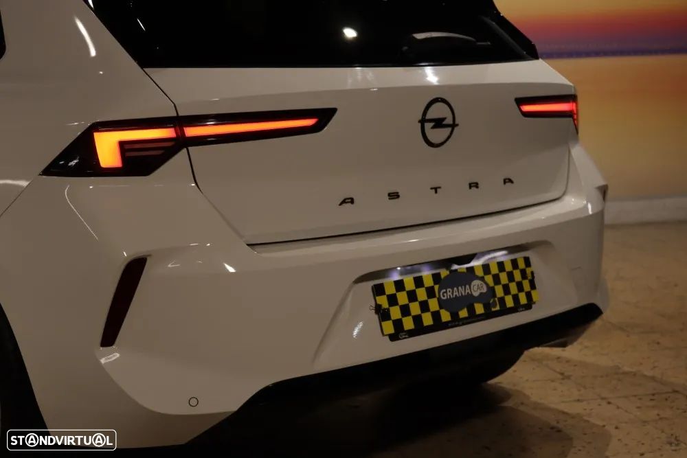 Opel Astra 1.5 D GS Line Aut. - 35