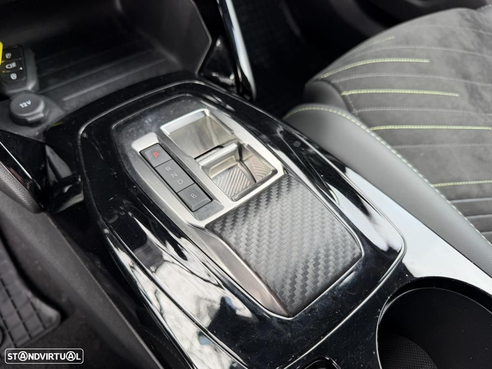 Peugeot e-2008 54 kWh GT - 23