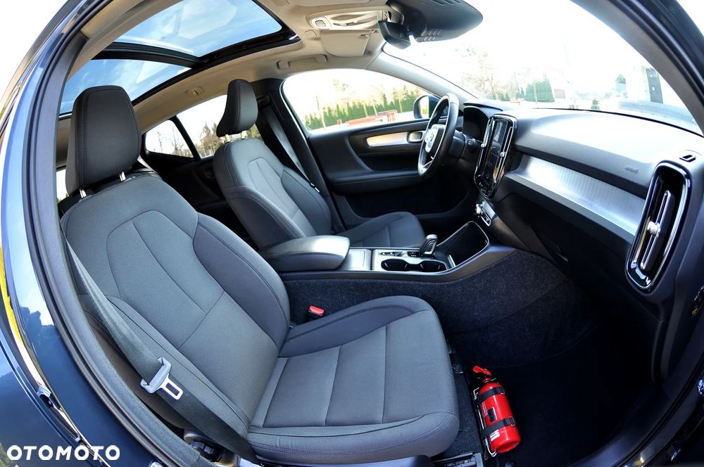 Volvo XC 40 D3 Momentum Pro - 27
