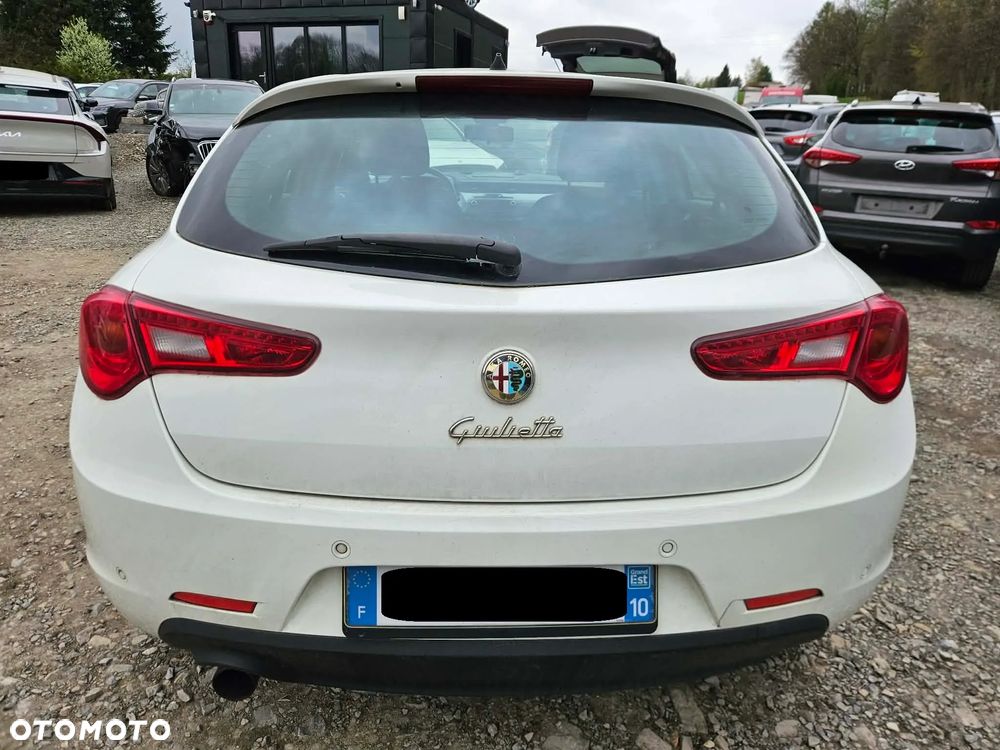 Alfa Romeo Giulietta 1.4 TB 16V Multiair Collezione - 8