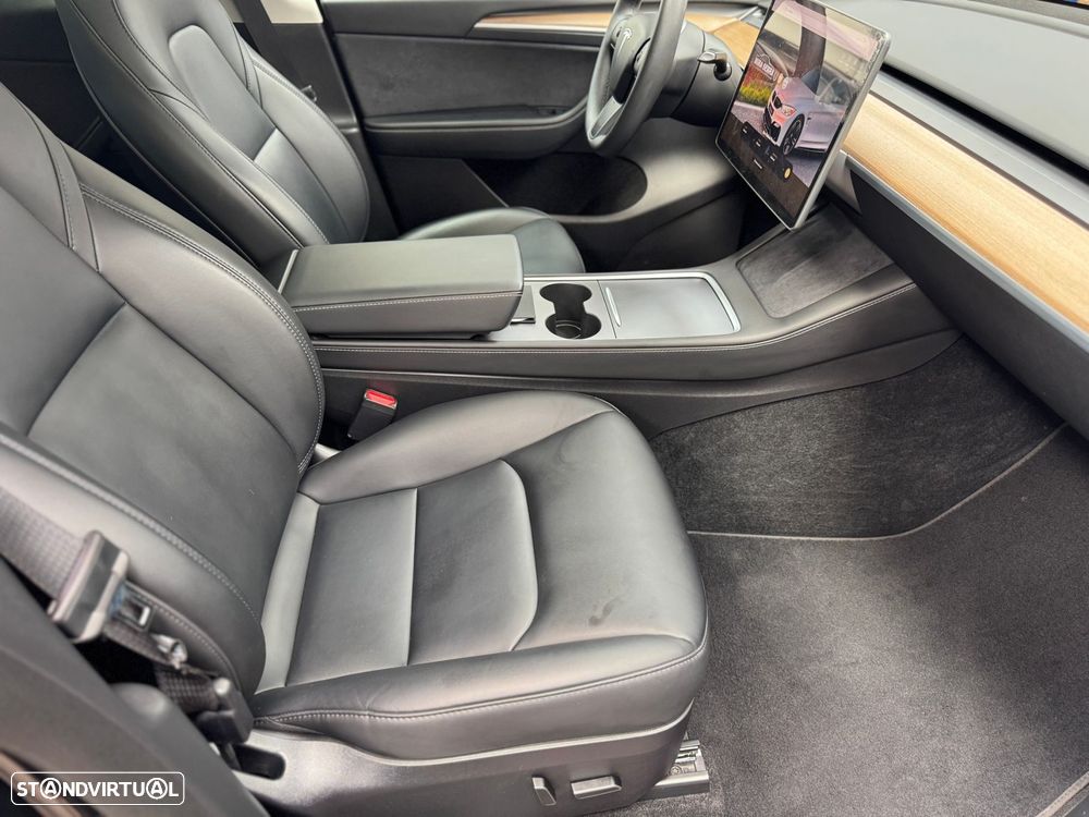 Tesla Model Y Tração Traseira - 48