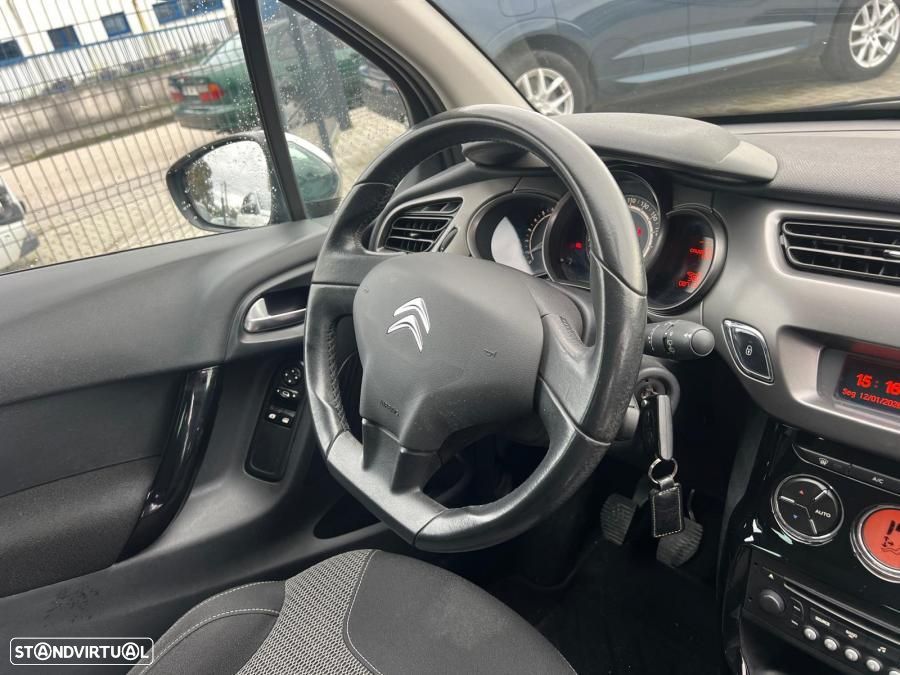 Citroën C3 1.2 PureTech Origins - 6