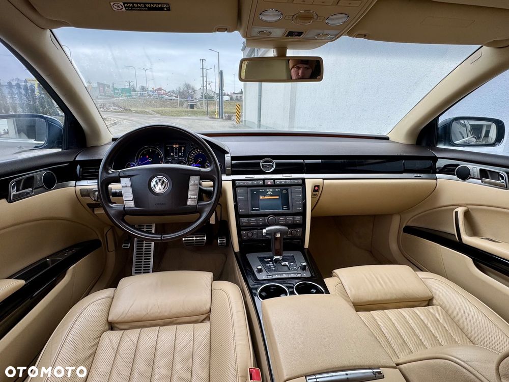 Volkswagen Phaeton 4.2 V8 4Mot L (5 os.) - 7