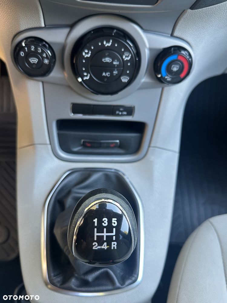 Ford Fiesta - 18