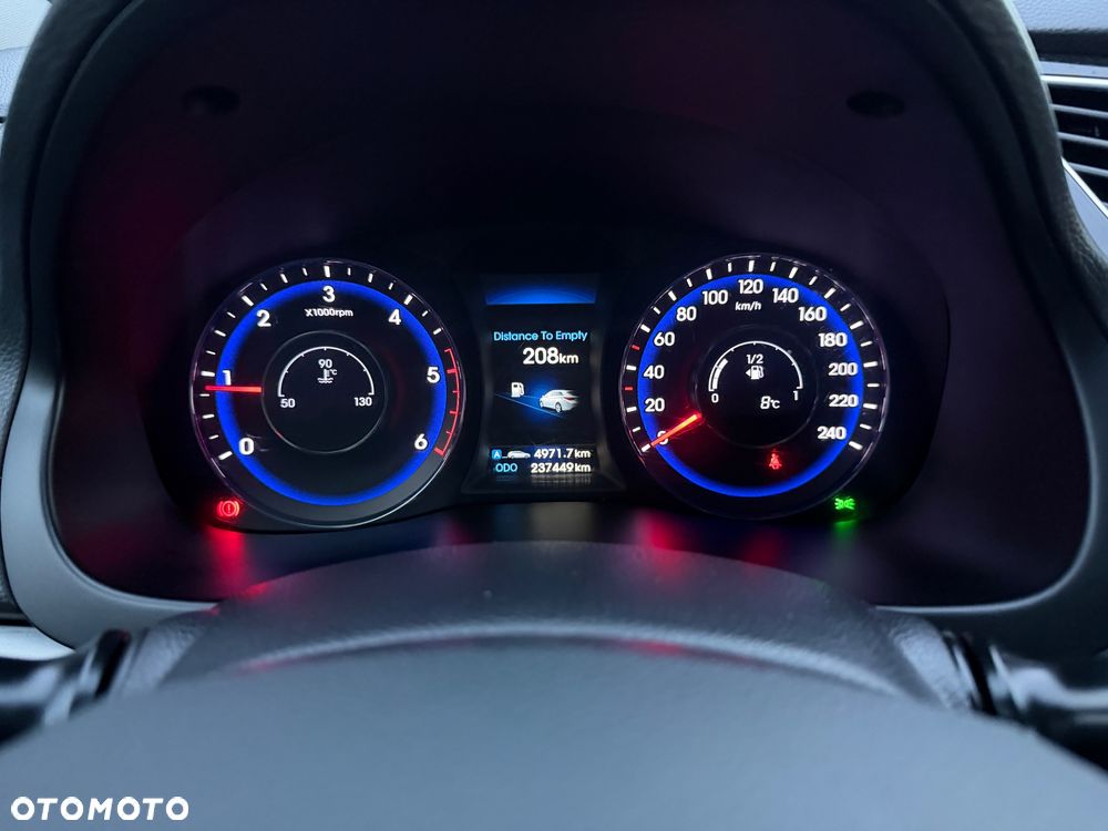 Hyundai i40 Kombi 1.7 CRDi Premium - 27