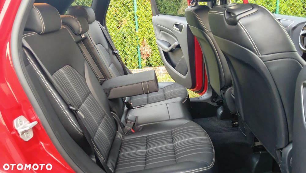 Mercedes-Benz Klasa B 180 BlueEFFICIENCY Edition 1 - 12