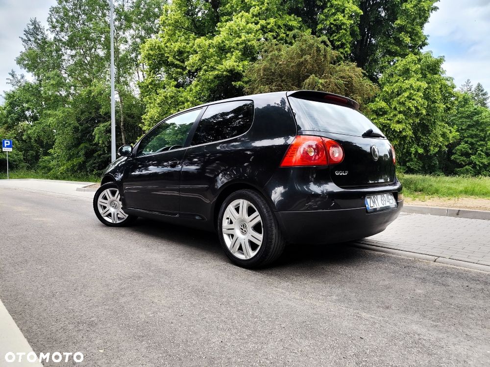 Volkswagen Golf - 3