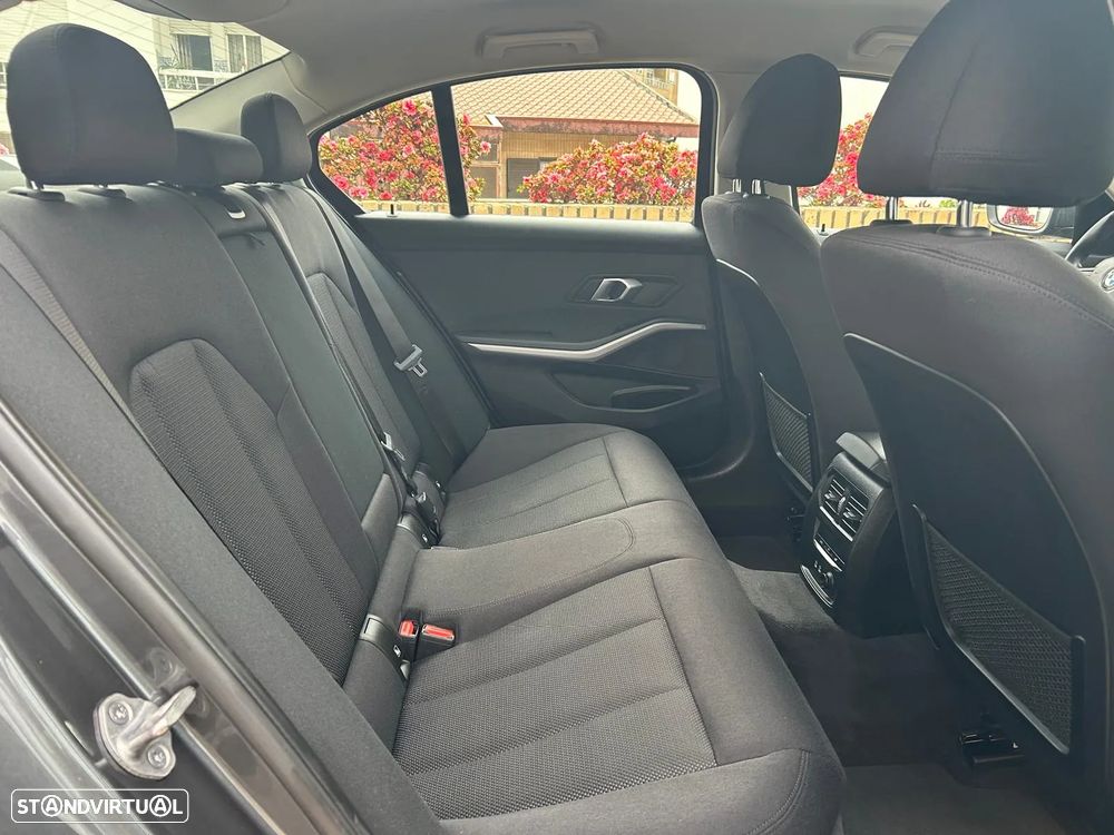 BMW 330 e Corporate Edition Auto - 23