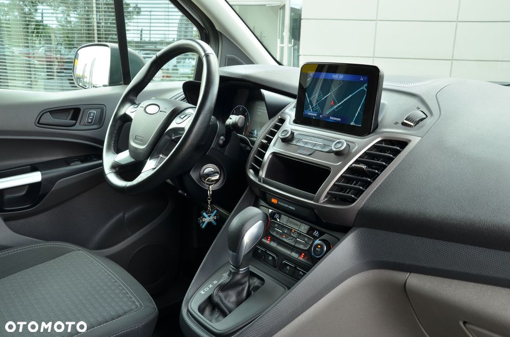 Ford Transit CONNECT - 13