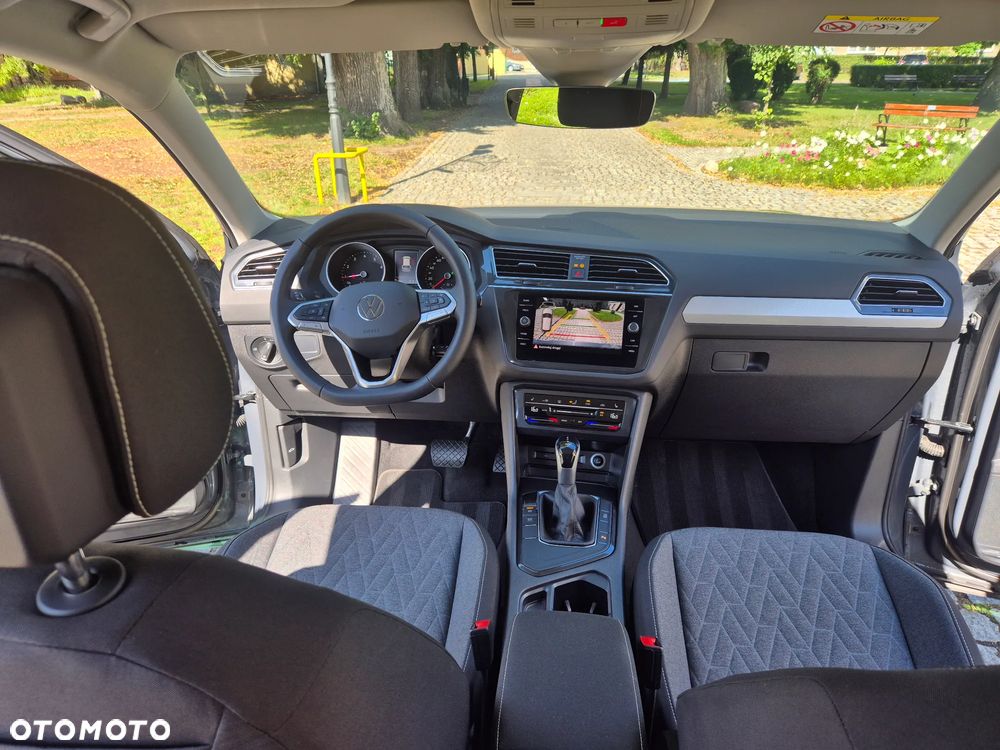 Volkswagen Tiguan - 5
