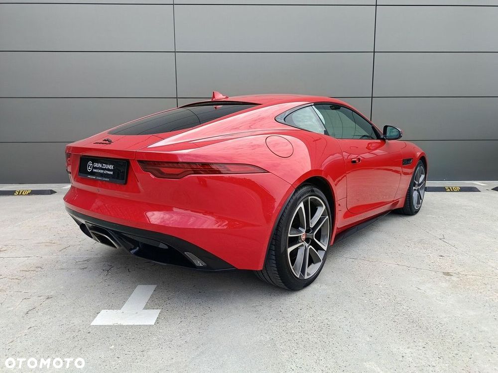 Jaguar F-Type - 8