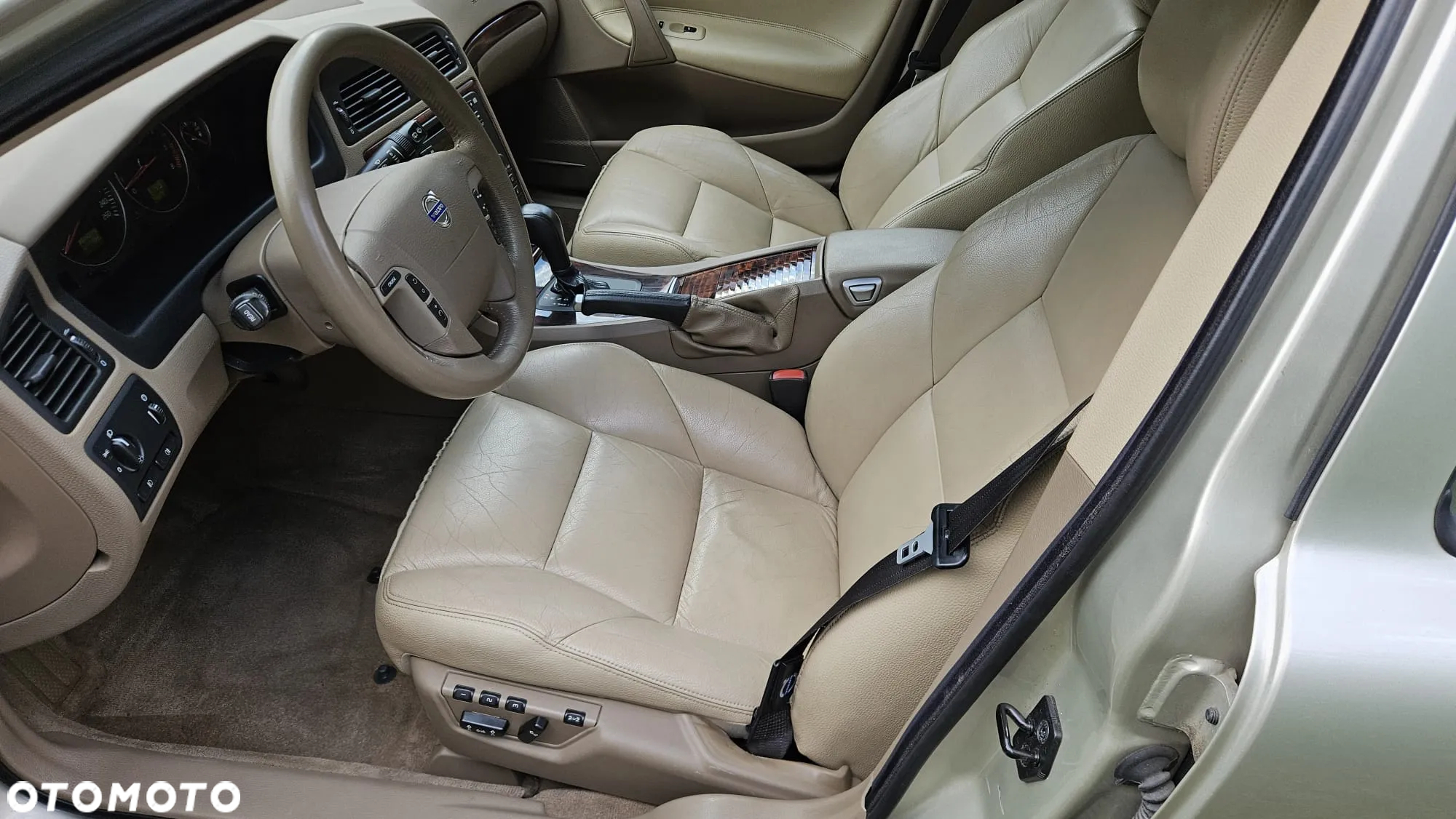 Volvo V70 2.5T AWD Summum - 18