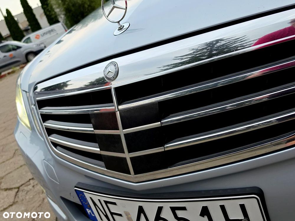 Mercedes-Benz Klasa E 300 BlueTEC HYBRID Avantgarde - 36