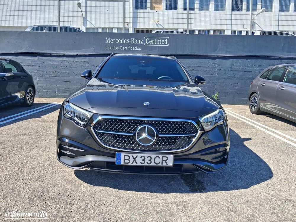 Mercedes-Benz E 300 e AMG Line - 2