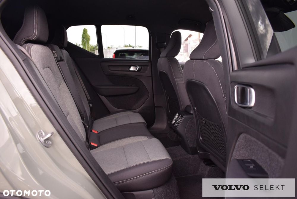 Volvo XC 40 - 21
