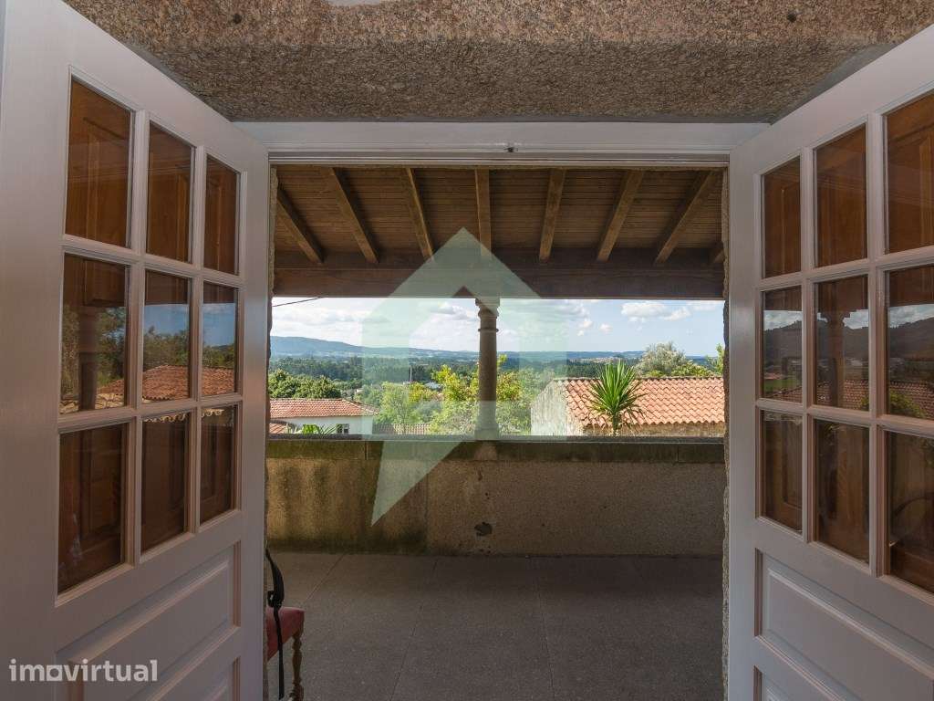 Moradia de granito totalmente restaurada em Creixomil, Barcelos - Grande imagem: 4/19