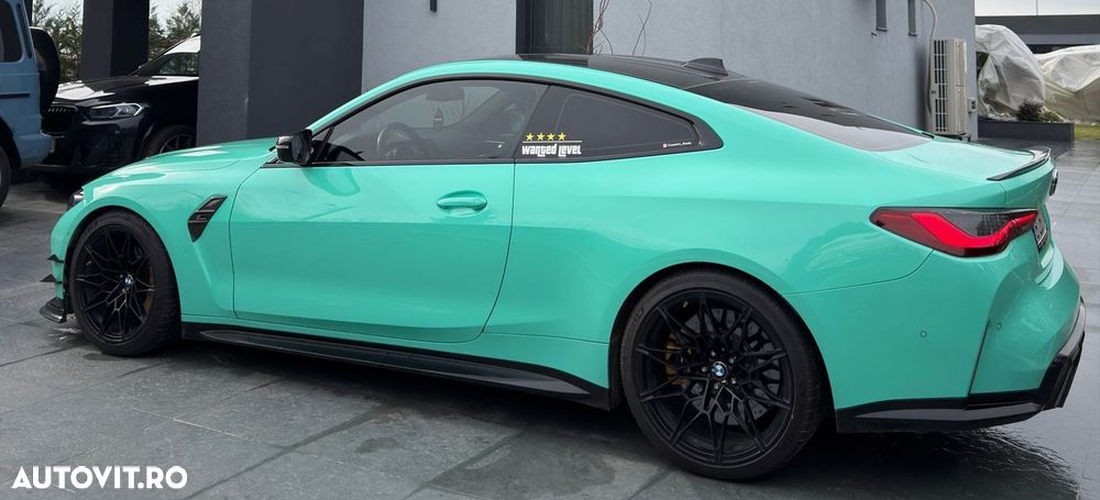 BMW M4 Competition - 12