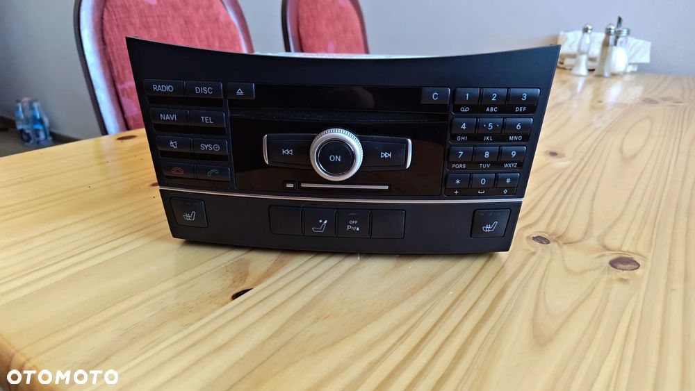 MERCEDES W212 RADIO NAWIGACJA A2129004108 - 1