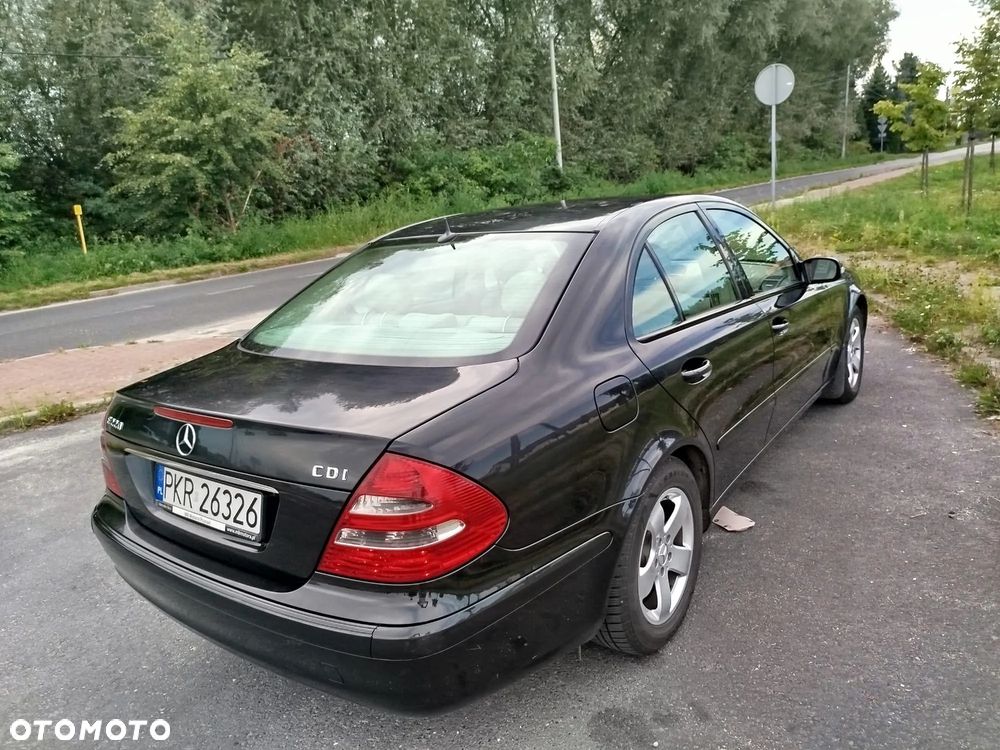 Mercedes-Benz Klasa E 220 CDI Classic - 1
