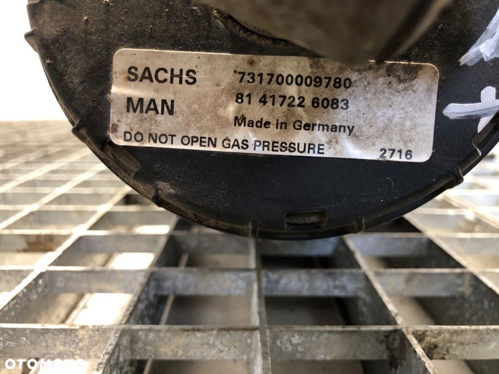 PODUSZKA KABINY LEWY TYŁ - 349.00 PLN - MAN TGX I 2006 - 2022 18.440 81417226083 - 3