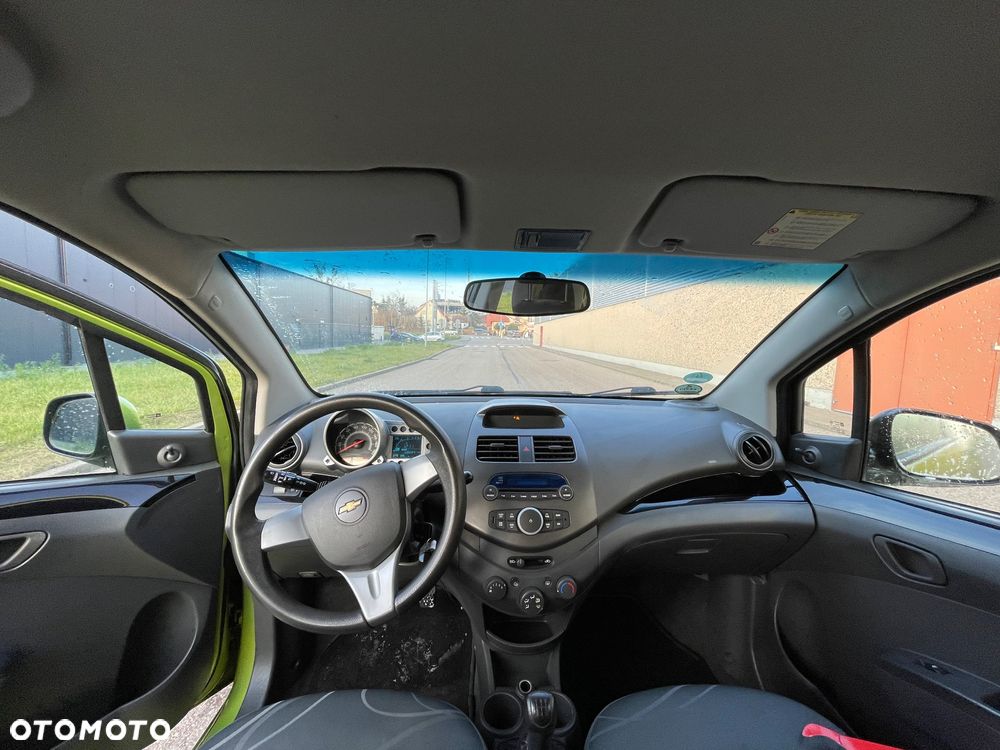 Chevrolet Spark 1.0 LS+ Design - 10
