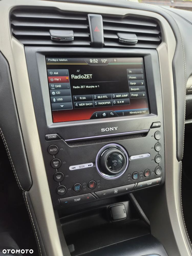 Ford Mondeo 2.0 TDCi STart-Stopp Vignale - 22