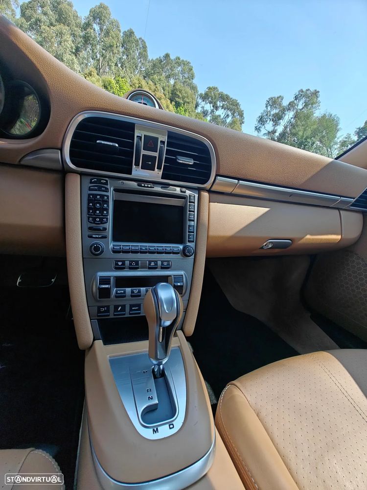 Porsche 911 (997) Carrera 4S PDK - 23