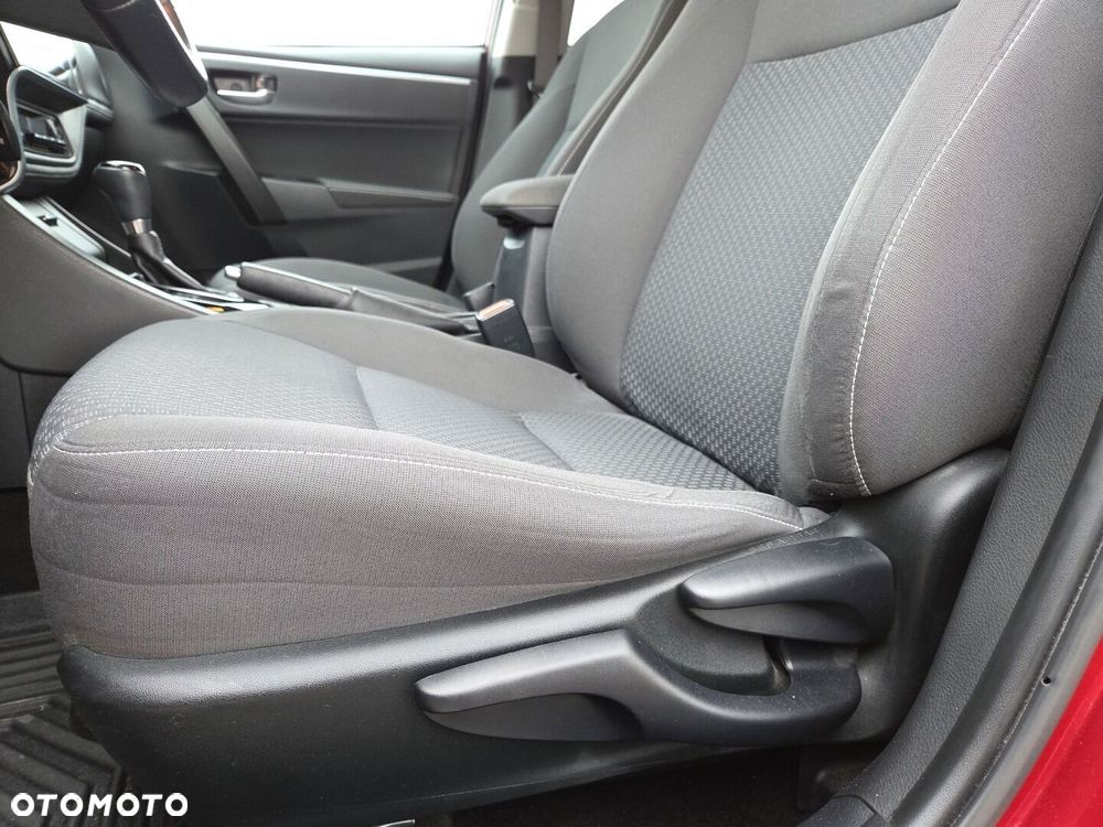 Toyota Corolla 1.6 Premium MS EU6 - 17