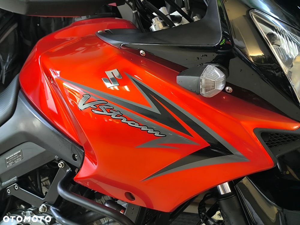 Suzuki V-STROM - 15