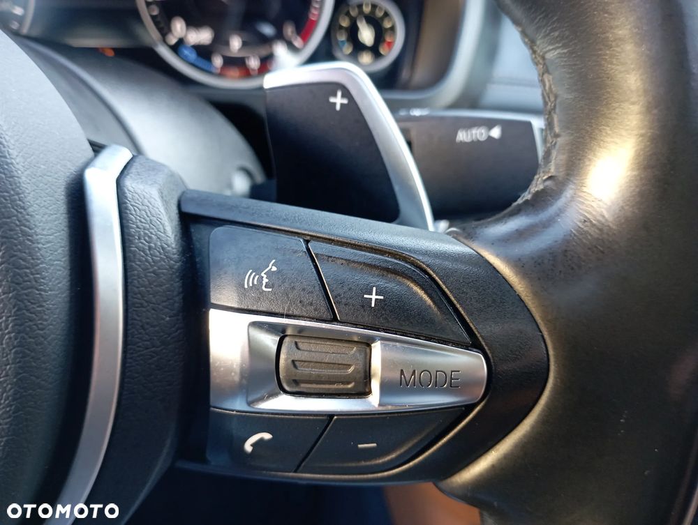 BMW X6 xDrive30d - 26