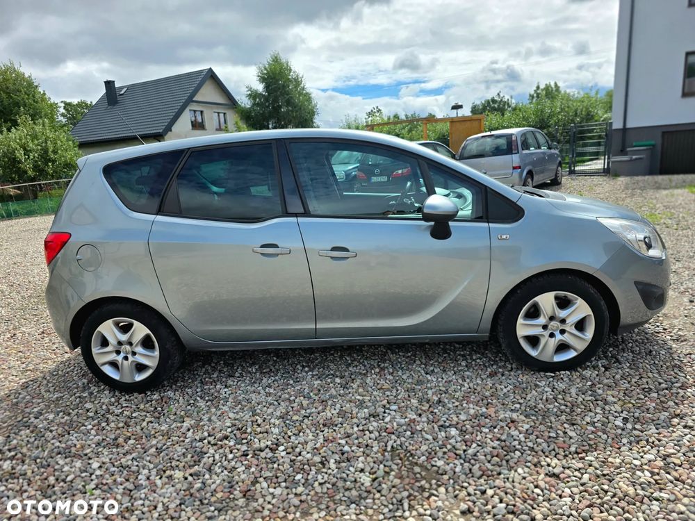 Opel Meriva - 14