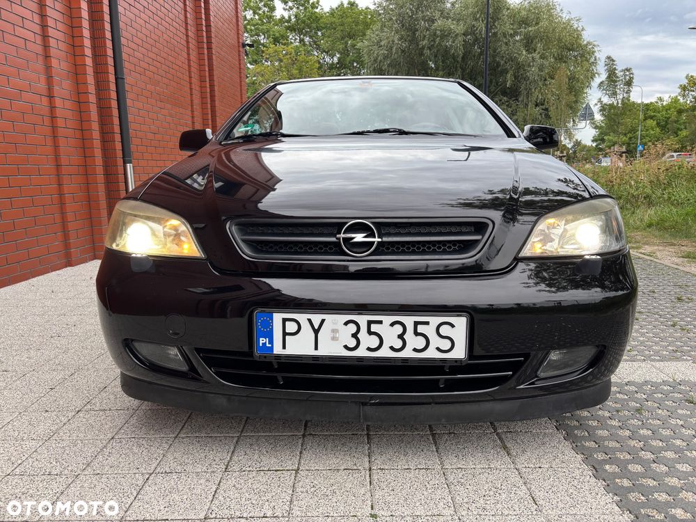 Opel Astra 2.2 Njoy - 2