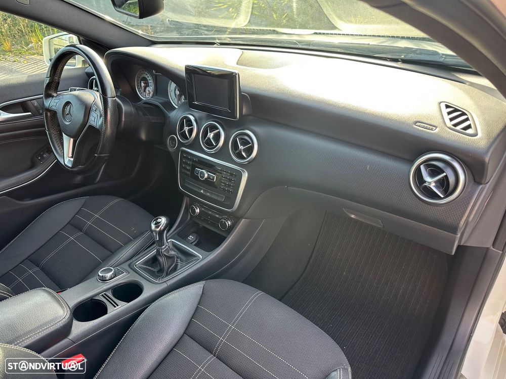 Mercedes-Benz A 180 CDI (BlueEFFICIENCY) Urban - 11