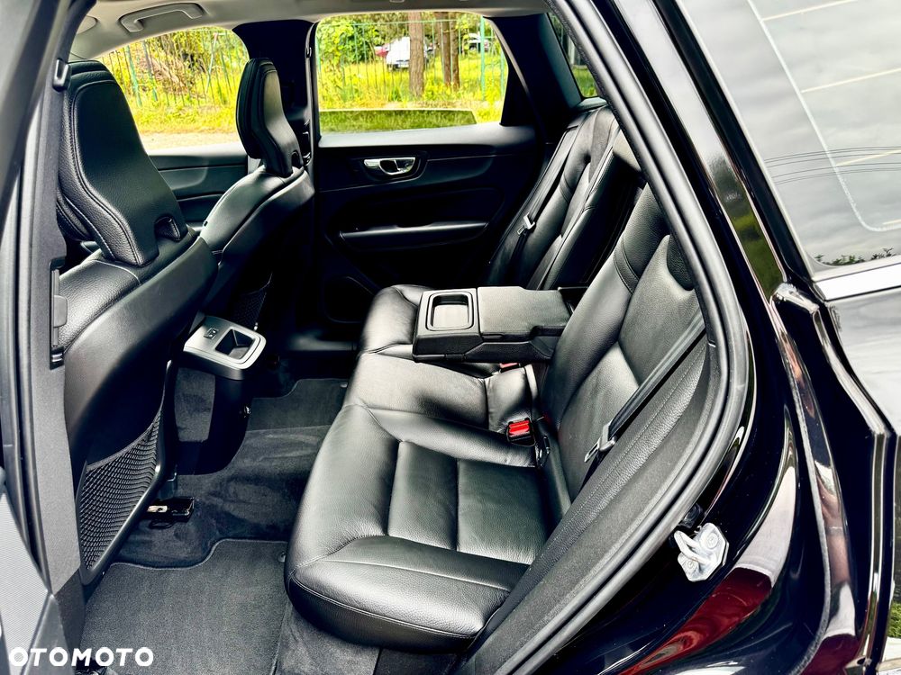 Volvo XC 60 D4 Inscription - 33