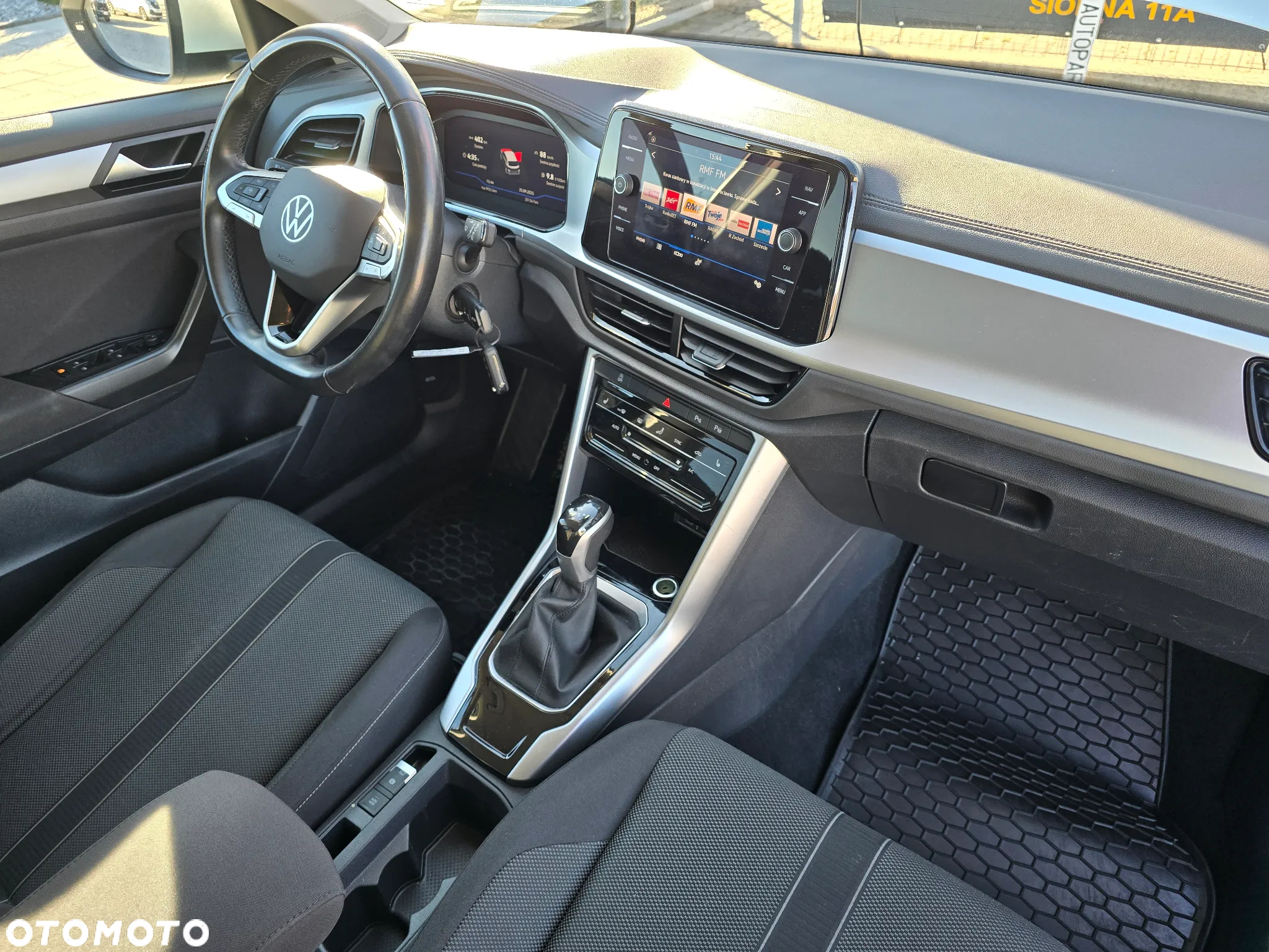Volkswagen T-Roc 1.5 TSI Life Plus DSG - 37