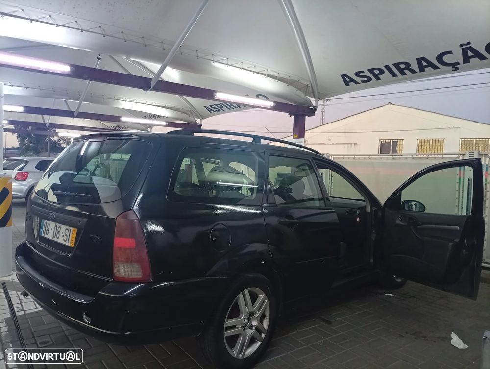 Ford Focus SW 1.8 TDdi Trend - 2